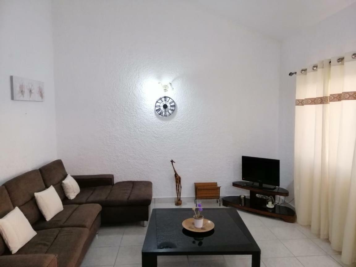 Residence Le Dattier, 2 Bedrooms Apartment, Flic-en-Flacq Zewnętrze zdjęcie